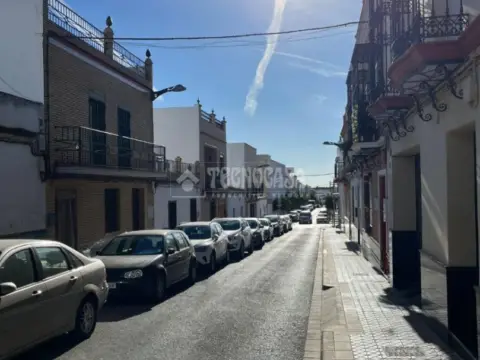 Casa adosada en El Viso del Alcor