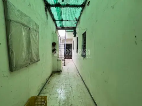 Casa unifamiliar en calle de Cervantes