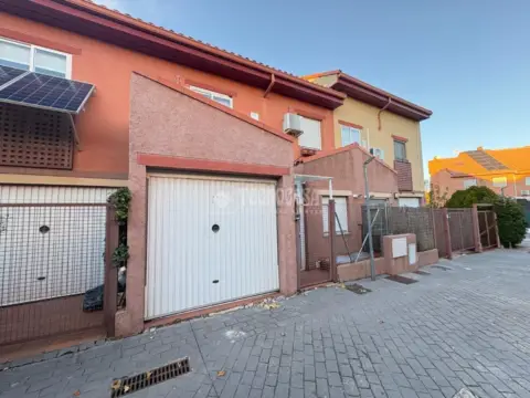Casa adosada en Daganzo de Arriba