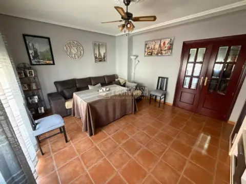 Piso en La Paz-Las Américas-Estación Linares-Baeza