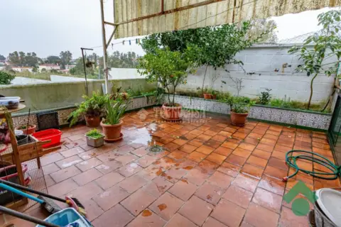 Casa unifamiliar en calle de Azucena