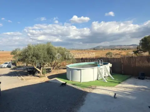 Casa rústica en El Cuervo de Sevilla
