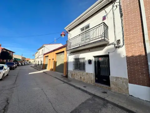 Casa adosada en Marchamalo