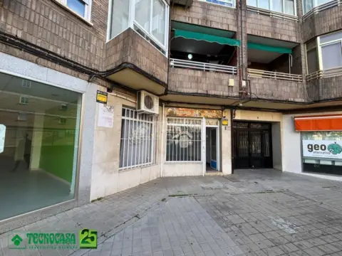 Local comercial en Plaza de Toros-La Guija-Santa María-Ciudad Jardín-Los Rosales