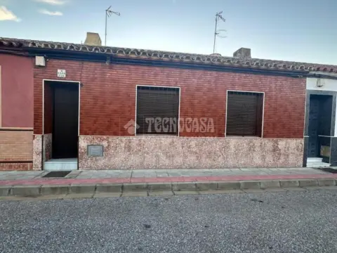 Casa unifamiliar en Centro-Doña Mercedes