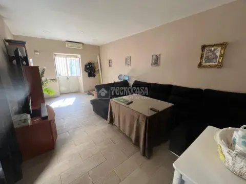 Casa adosada en San Felipe-El Almendral-La Merced