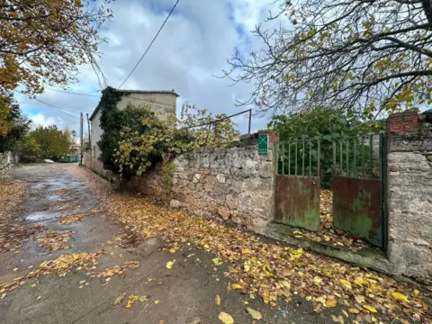 Casa unifamiliar en Valdelcubo