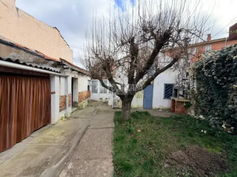 Casa unifamiliar en Cistérniga