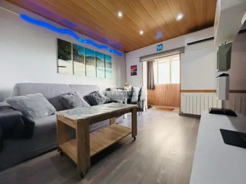 Piso en La Salut-Lloreda-Sistrells