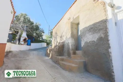Rustic house in Adra