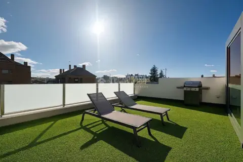 Casa adosada en Colina