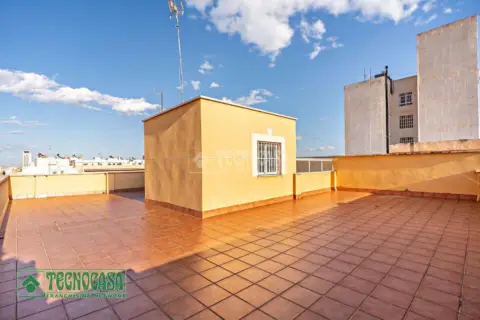 Piso en calle de Almería