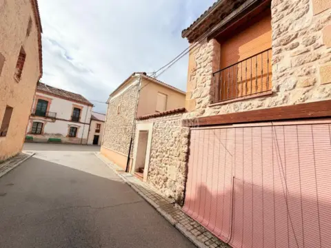 Casa rústica en Navalilla