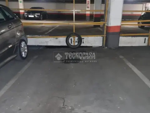 Garaje en calle de Pablo Picasso