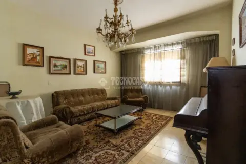 Piso en Los Gladiolos-Chapatal