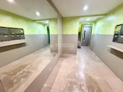 Piso en calle de la Virgen Blanca