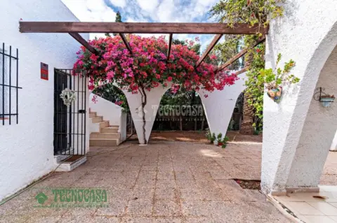 Casa unifamiliar en El Parador de las Hortichuelas