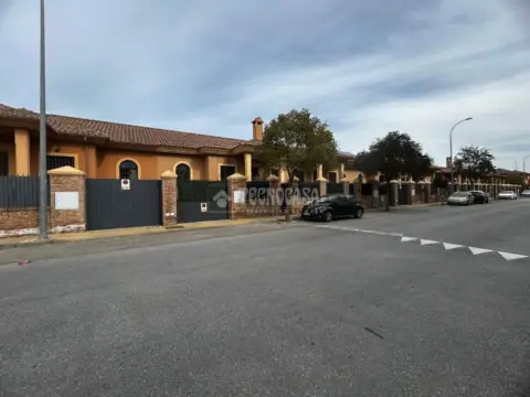 Casa adosada en La Rinconada