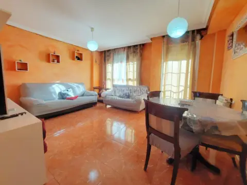 Casa unifamiliar en Oliver-Valdefierro