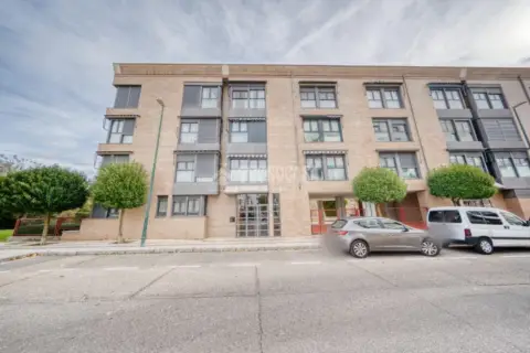 Piso en Las Villas-Covaresa-Parque Alameda-La Rubia