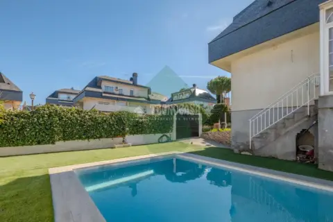 Casa unifamiliar en Serranillos del Valle