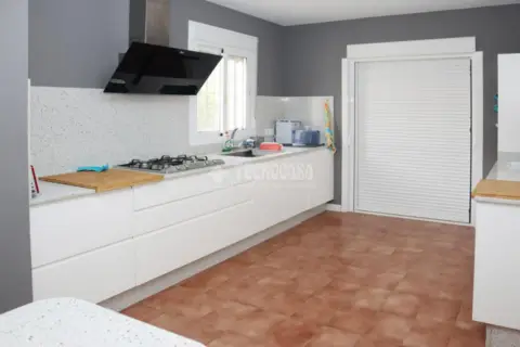 Casa unifamiliar en Vista de los Ángeles-Rumina