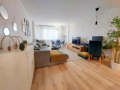 Piso en Oliver-Valdefierro