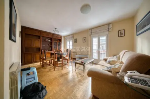 Piso en Hospital-Rondilla-Santa Clara