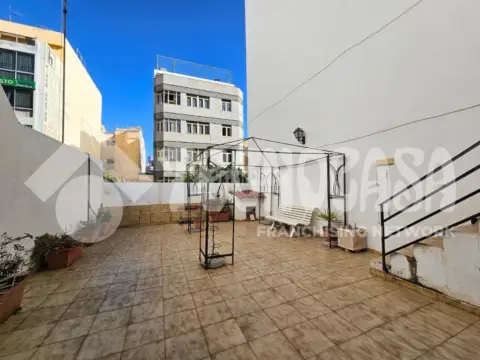 Casa unifamiliar en calle de Don Pedro Infinito