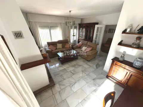 Casa adosada en Cortijo Bazán-Los Casinis-Los Cipreses