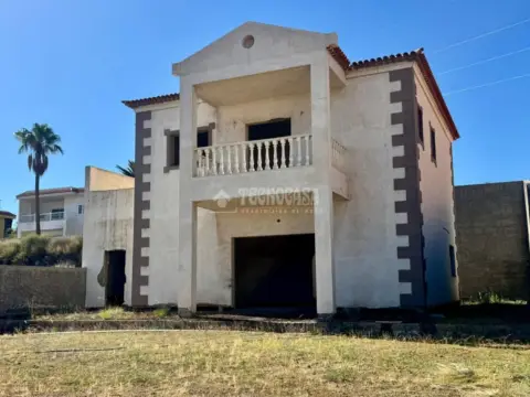 Casa unifamiliar en Araya