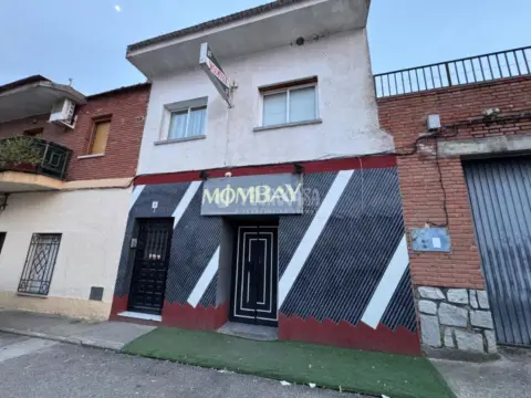 Casa unifamiliar en Nombela