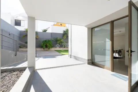 Casa unifamiliar en Los Gladiolos-Chapatal