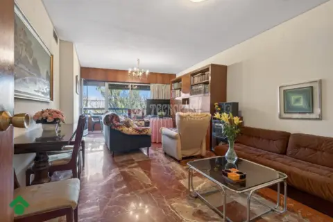 Piso en Ciudad Jardín-Zoco