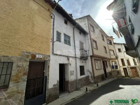 Casa adosada en Arenas de San Pedro