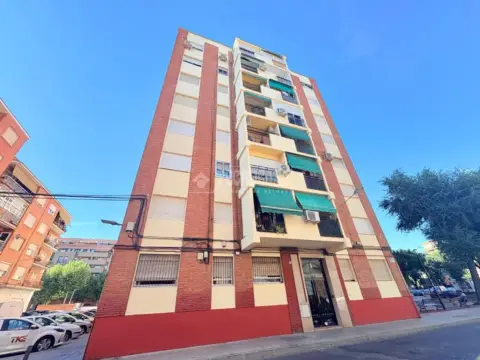 Piso en Tres Olivos-La Piedad