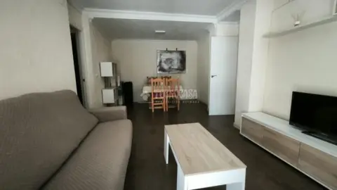 Piso en Nuevo Parque-Los Rosales-Tráfico Pesado