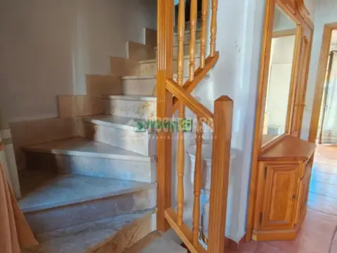 Casa adosada en Bargas