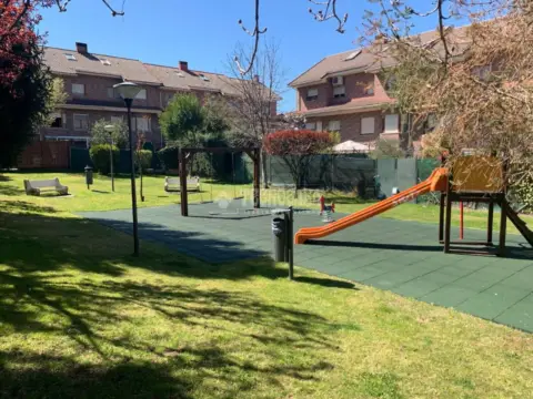 Casa adosada en Parque de La Coruña-Las Suertes
