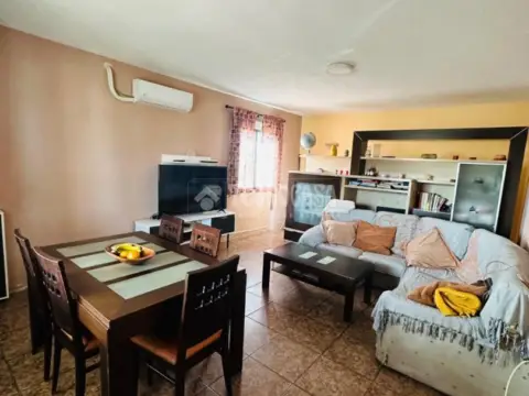 Casa unifamiliar en Escalona