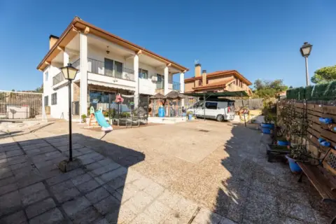 Casa unifamiliar en Los Ángeles-Jarandilla