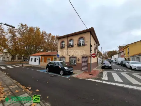 Casa adosada en calle de San Urbano