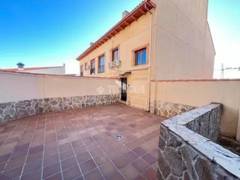Piso en Torres de la Alameda