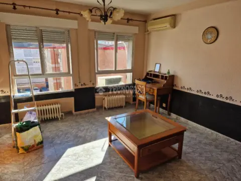 Piso en Pryconsa, Juan de Austria