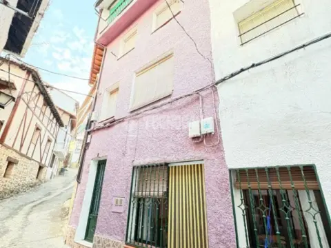Casa adosada en Poyales del Hoyo