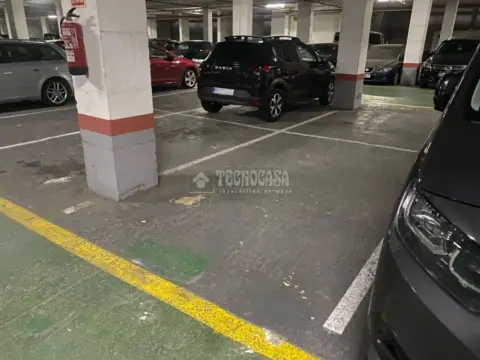 Garaje en La Nova Esquerra de l'Eixample