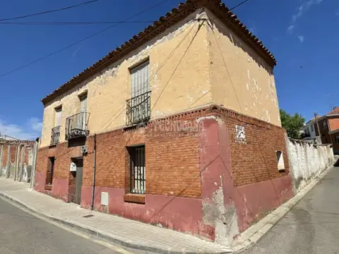 Casa adosada en Villalbilla