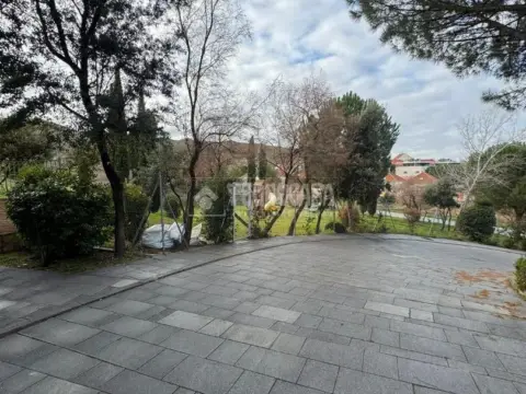 Casa adosada en Nuevo Aranjuez-Ciudad de las Artes-El Mirador