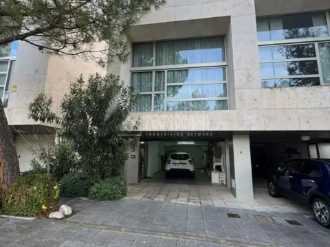 Casa adosada en Nuevo Aranjuez-Ciudad de las Artes-El Mirador