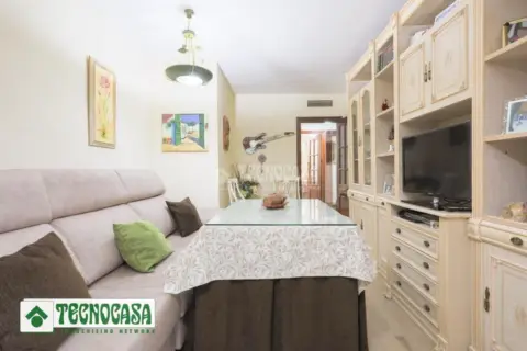 Piso en Fuensanta-Arcángel-Cañero